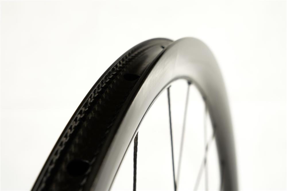 DUKE-Baccara-36C-Ultra-NONPlus-GRVL-BS-Campa 7.jpg